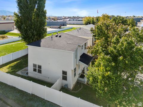Tiny photo for 2034 N 2095 W, Clinton, UT 84015 (MLS # 2118432)