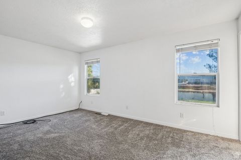 Tiny photo for 2034 N 2095 W, Clinton, UT 84015 (MLS # 2118432)