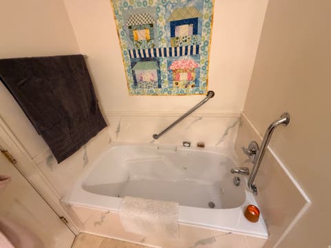 Tiny photo for 153 W HIDDEN HOLLOW CIR, Orem, UT 84058 (MLS # 2167959)