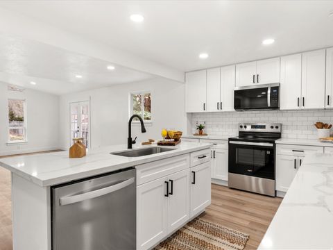 Tiny photo for 3050 N 1025 E, North Ogden, UT 84414 (MLS # 2142396)