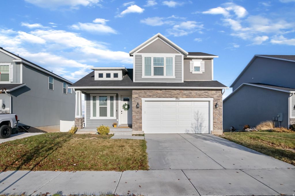 Photo of 294 W QUARTZ RD, Tooele, UT 84074 (MLS # 2124441)