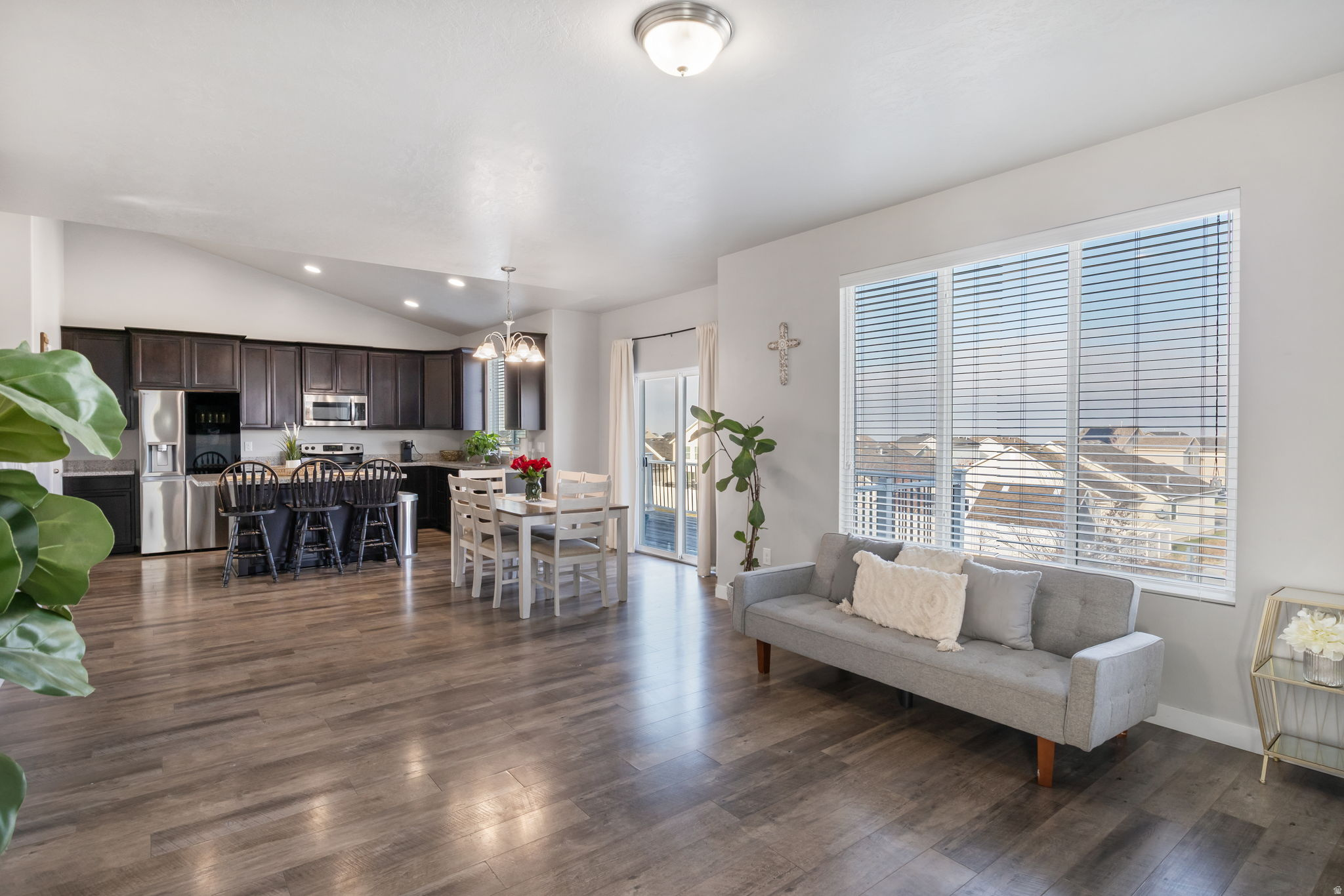 COPPER CANYON - Residential