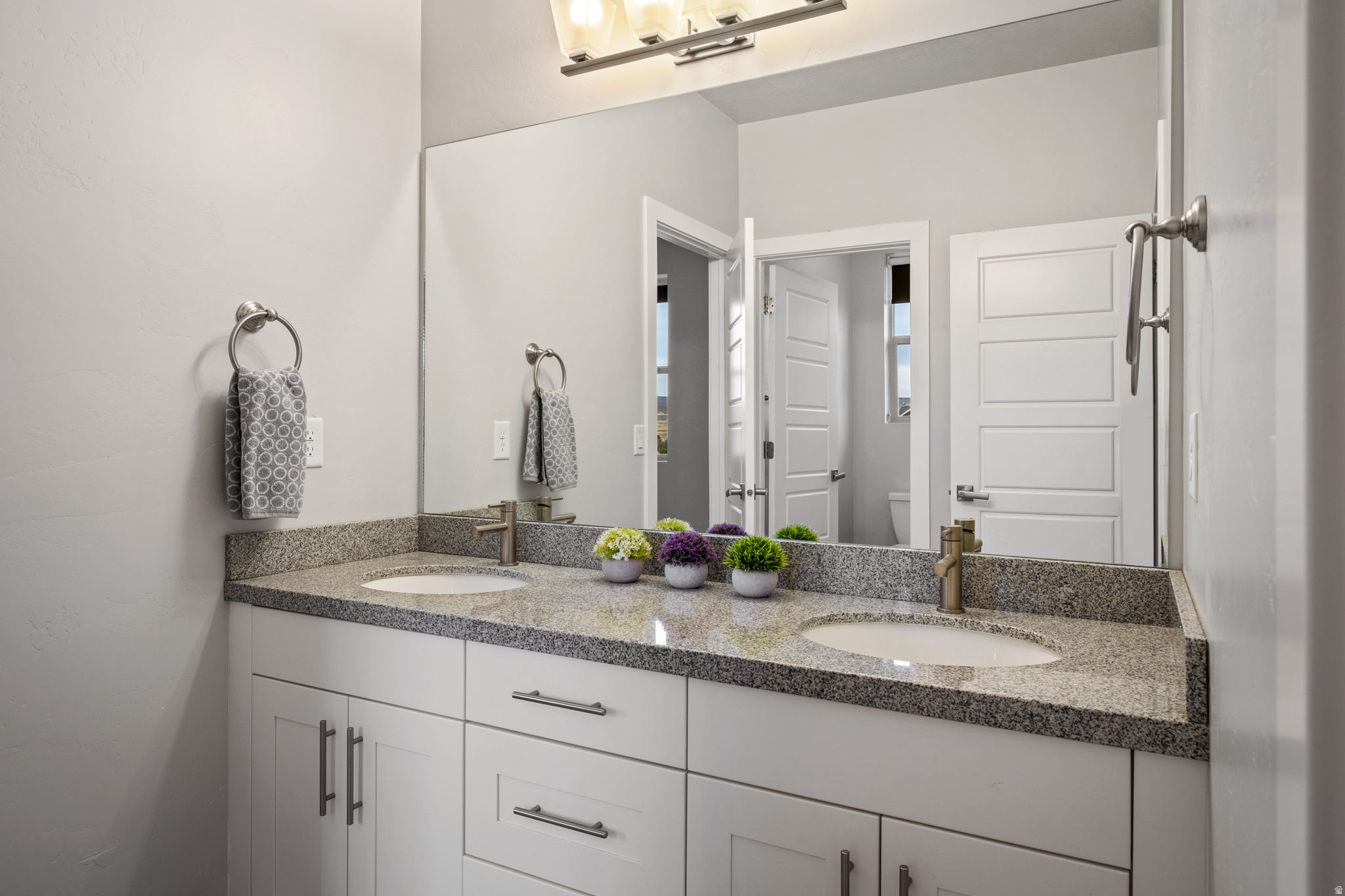 SILVER CREEK ESTATES - Residential