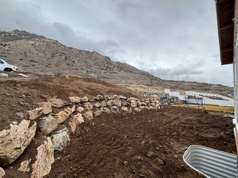 Tiny photo for 697 S 325 E, Willard, UT 84340 (MLS # 2138328)