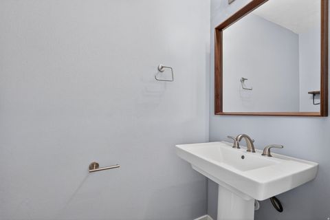 Tiny photo for 769 E BARROWS AVE, Salt Lake City, UT 84106 (MLS # 2126907)