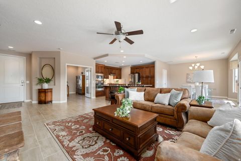 Tiny photo for 1427 W GRAPEVINE DR, Saint George, UT 84790 (MLS # 2139653)