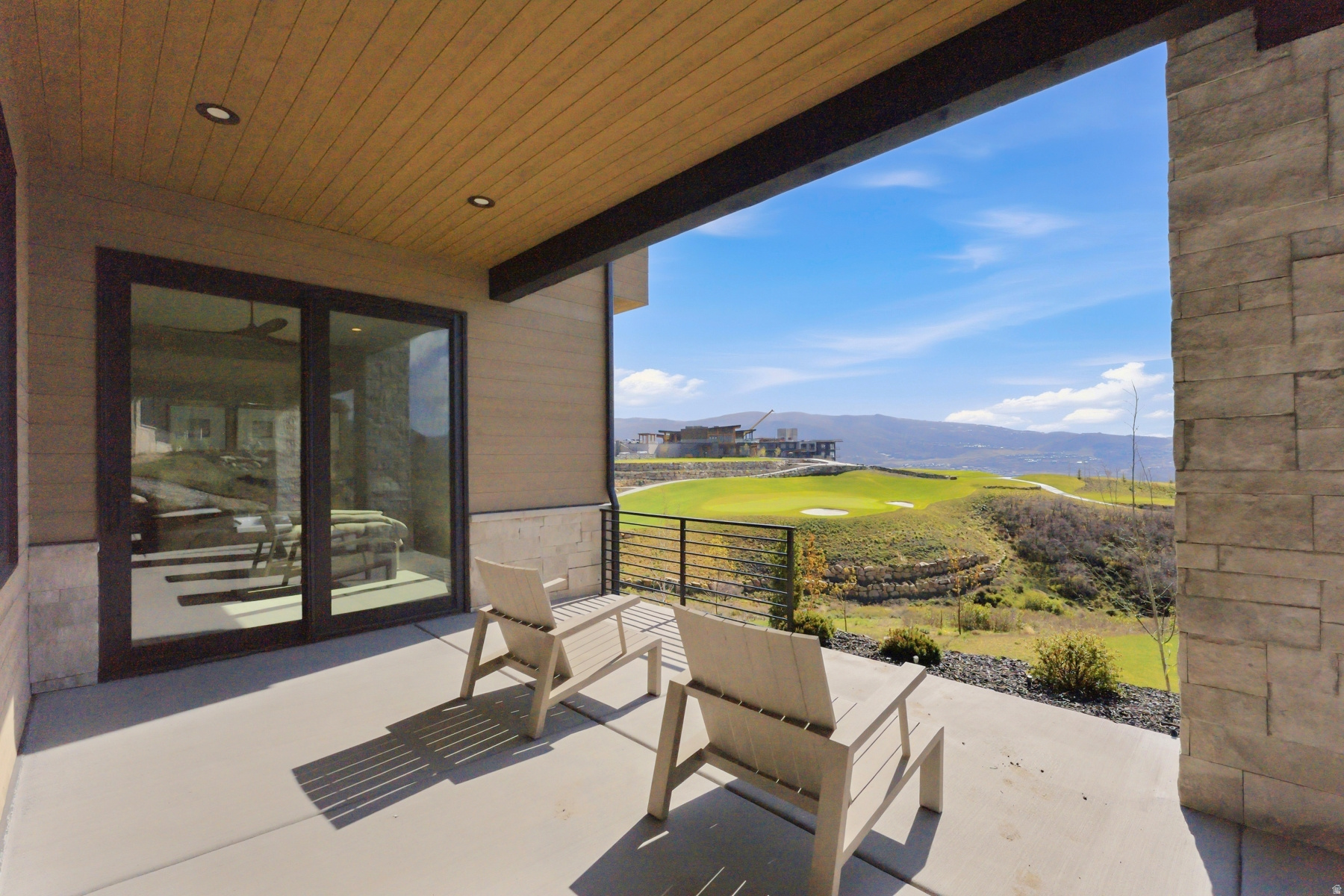 SKYRIDGE - Residential