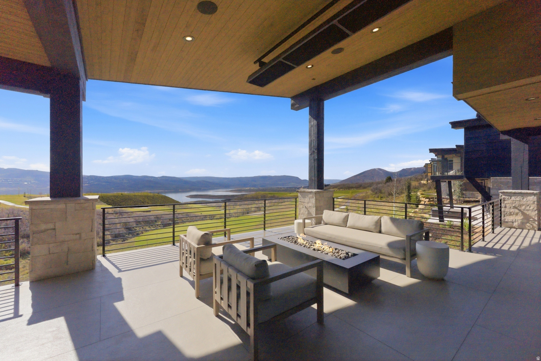 SKYRIDGE - Residential