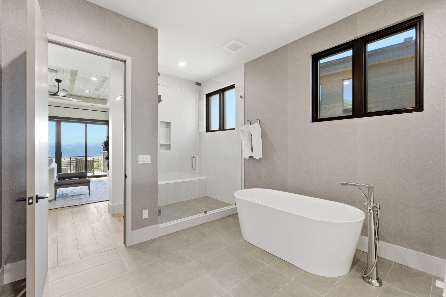 SKYRIDGE - Residential
