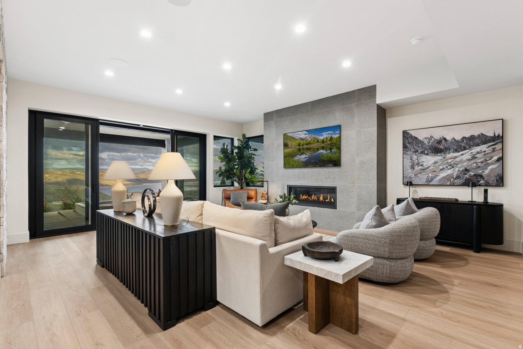 SKYRIDGE - Residential