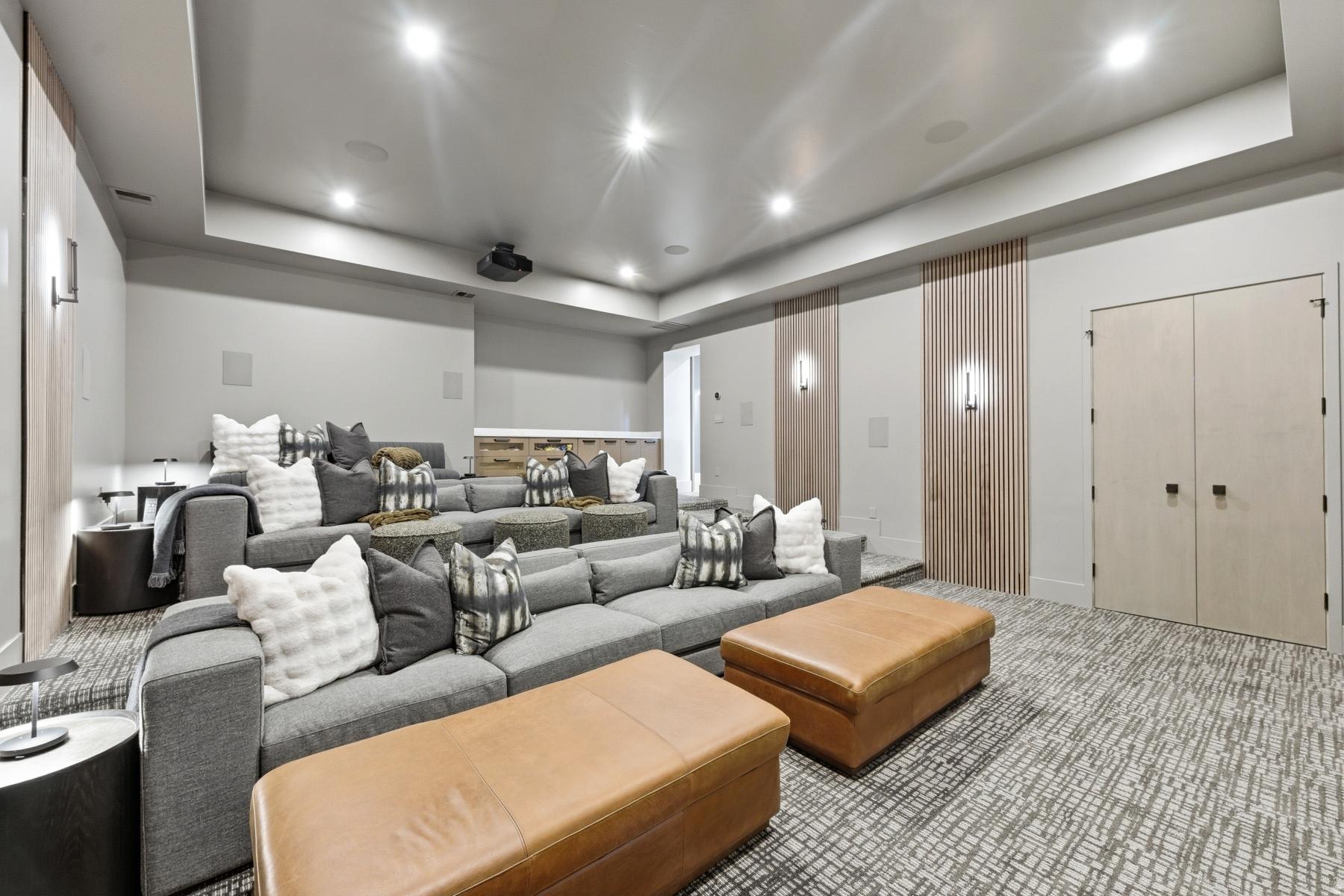SKYRIDGE - Residential