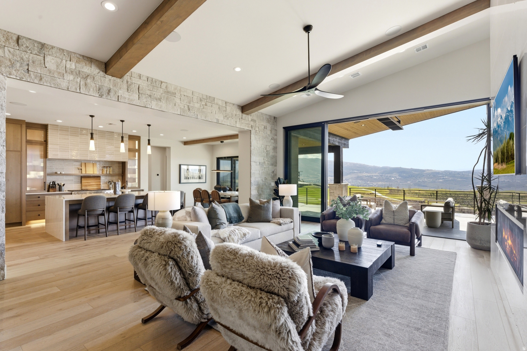 SKYRIDGE - Residential