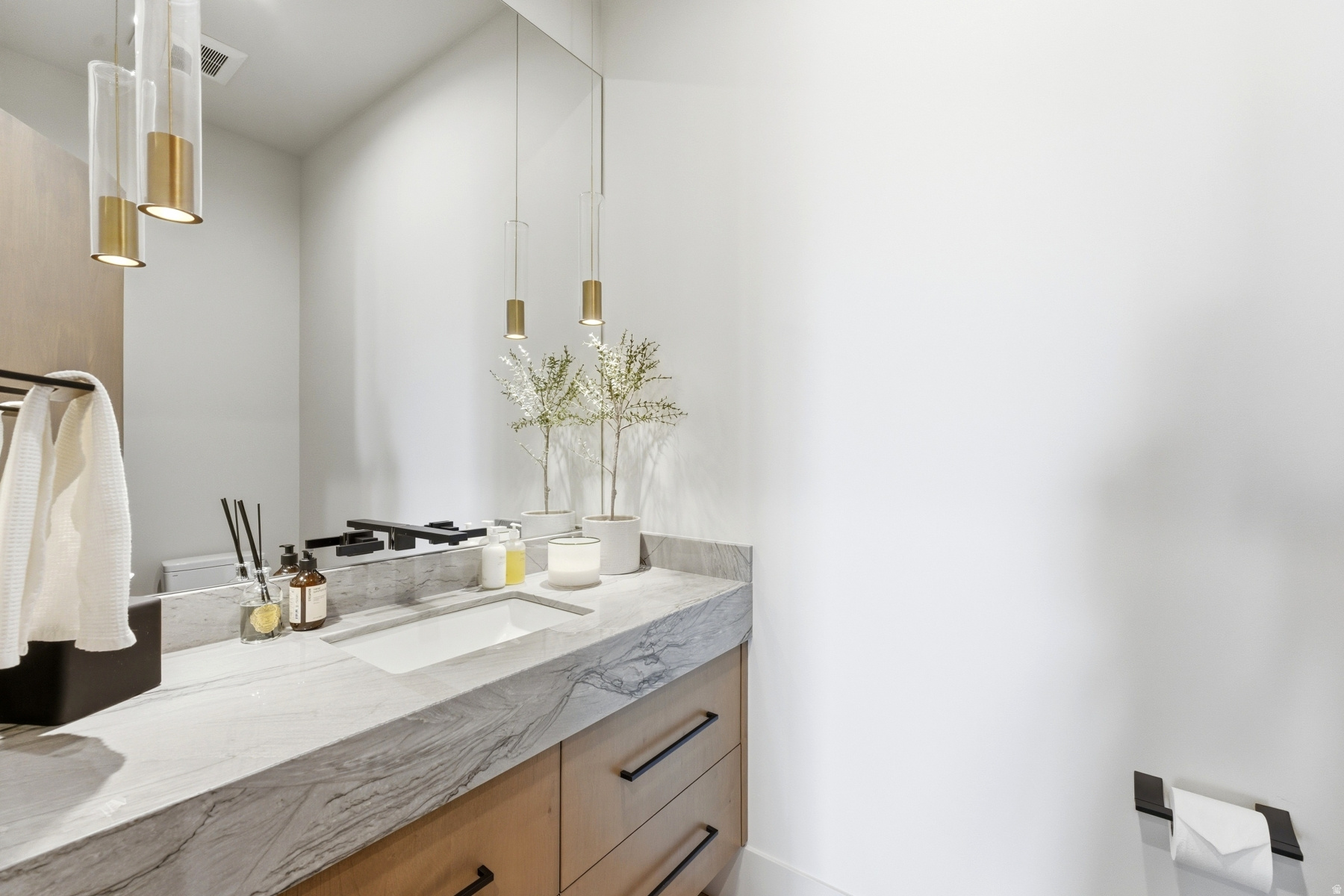 SKYRIDGE - Residential
