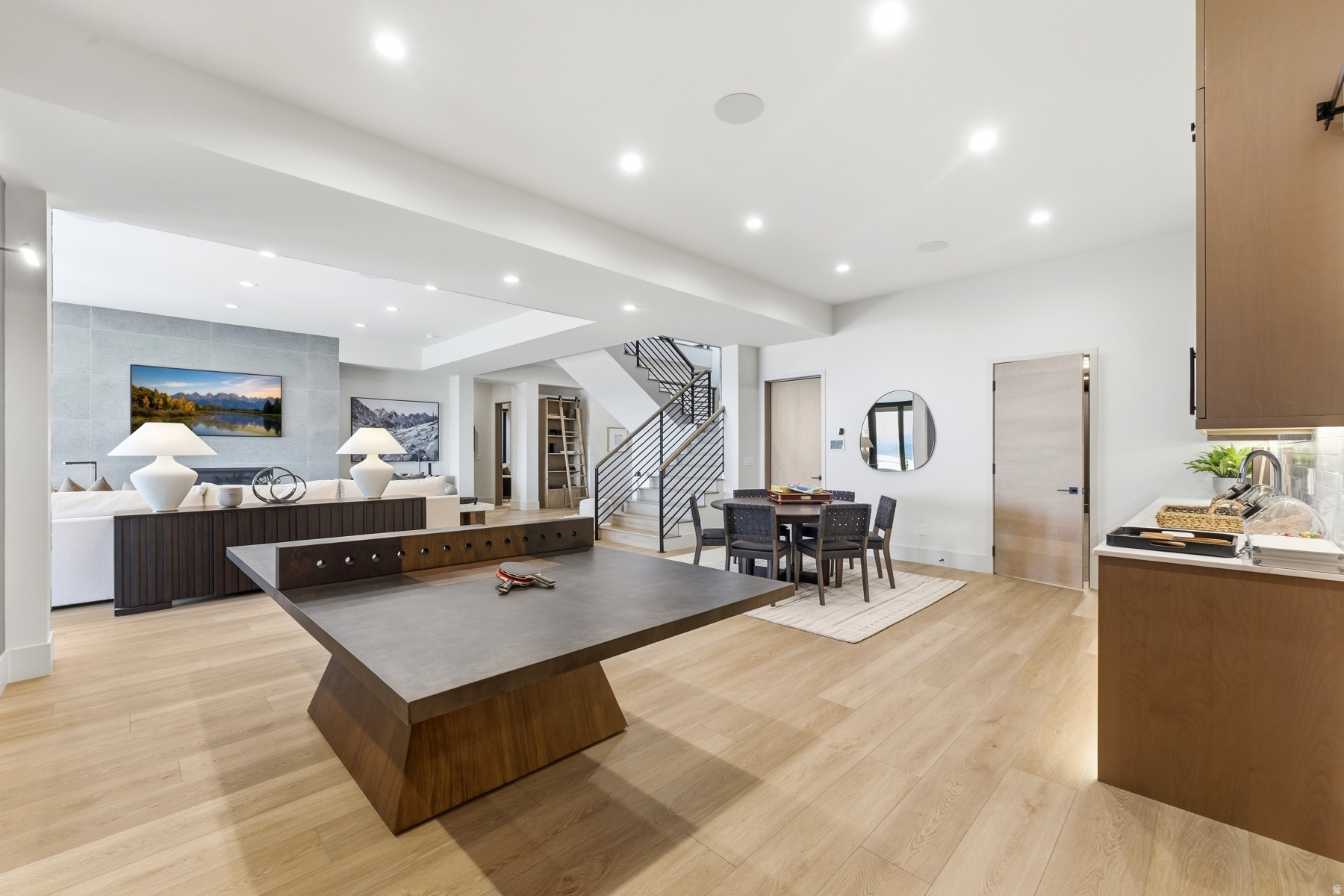 SKYRIDGE - Residential