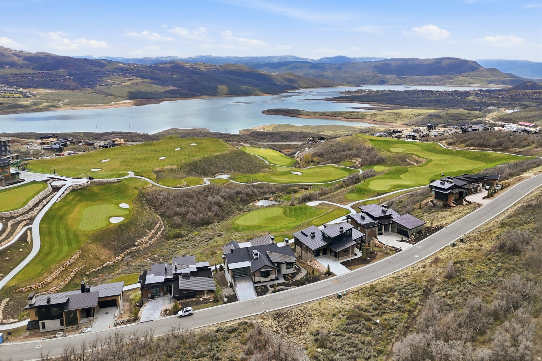 SKYRIDGE - Residential