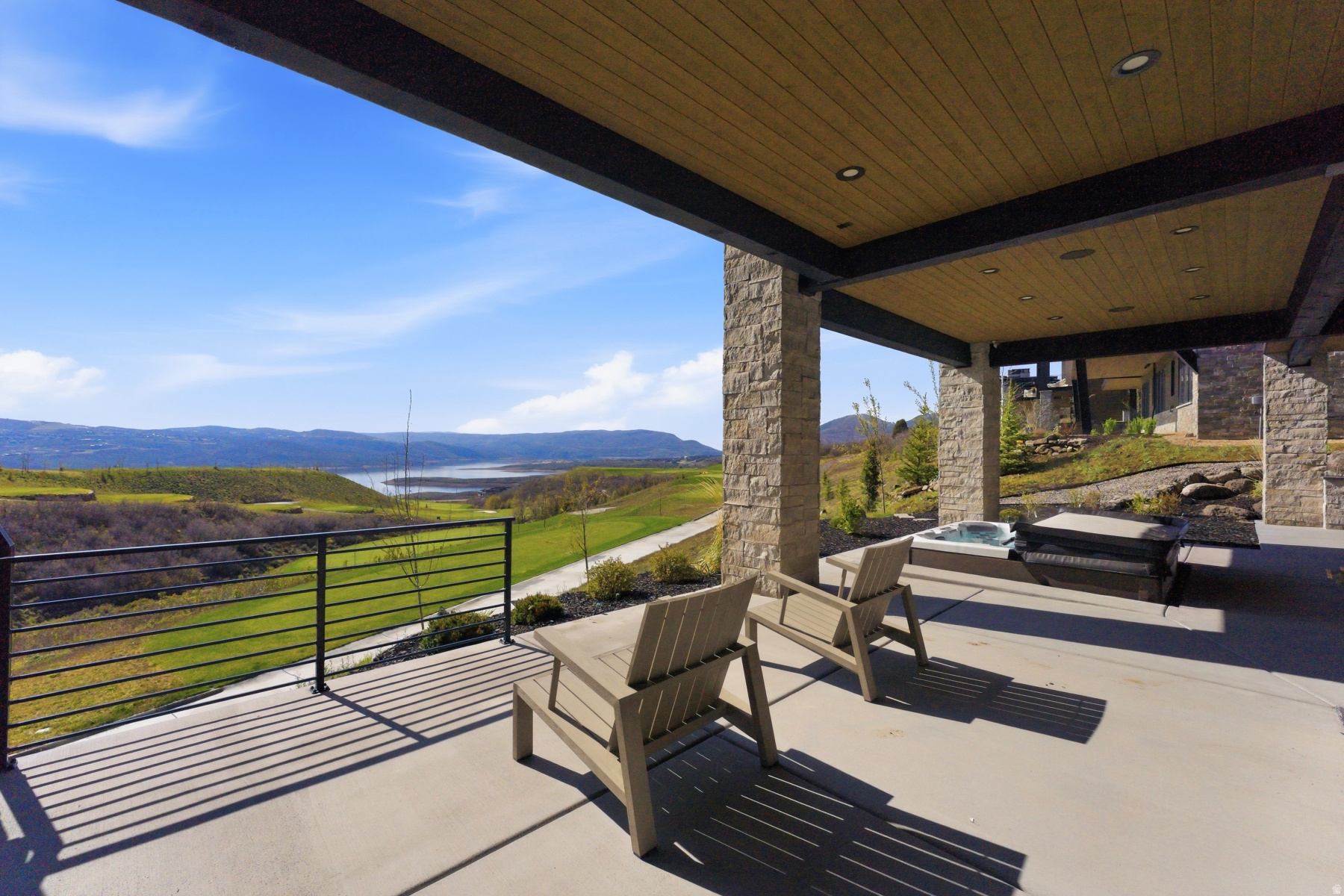 SKYRIDGE - Residential