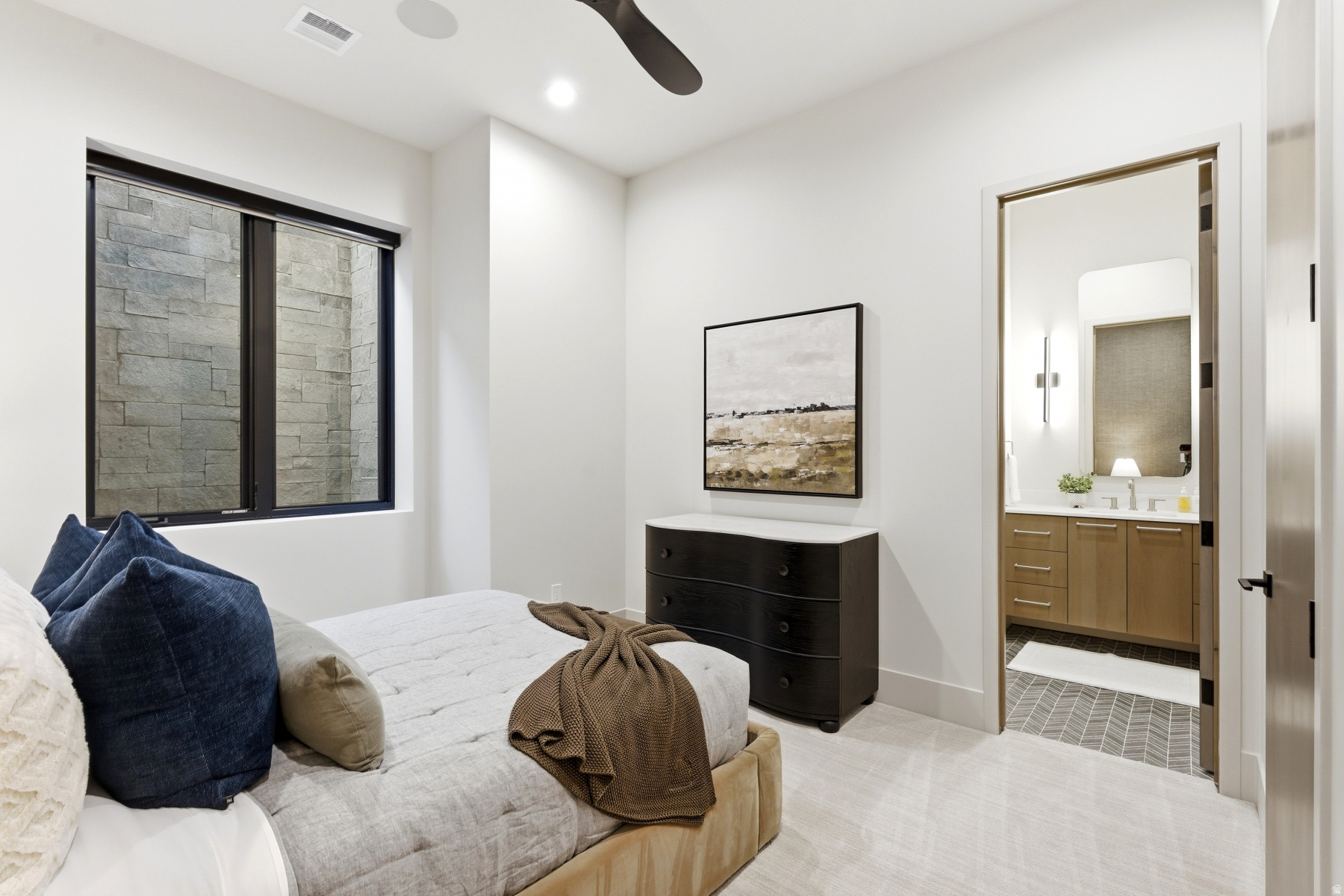 SKYRIDGE - Residential