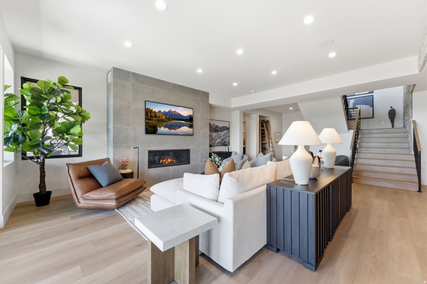 SKYRIDGE - Residential