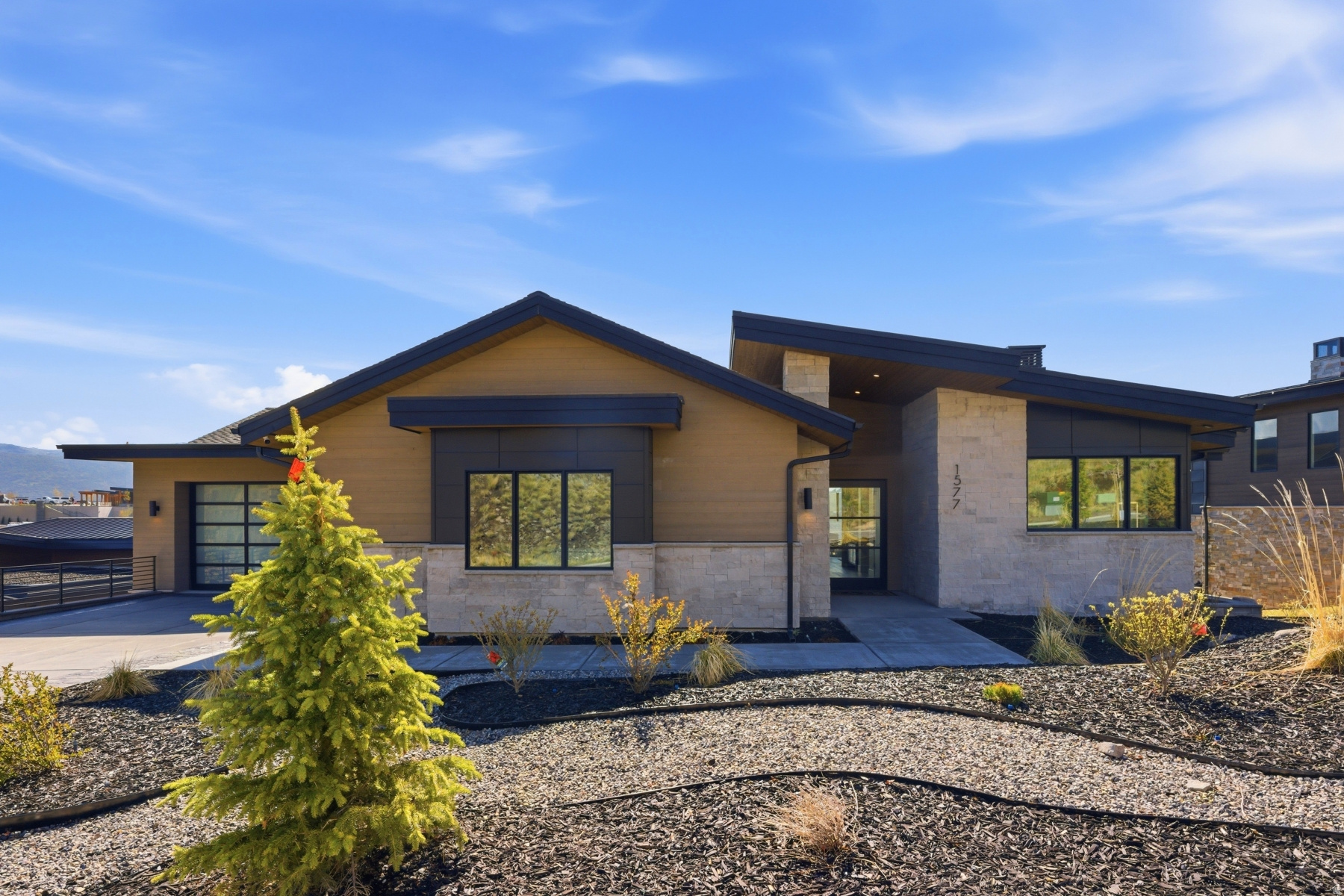 SKYRIDGE - Residential
