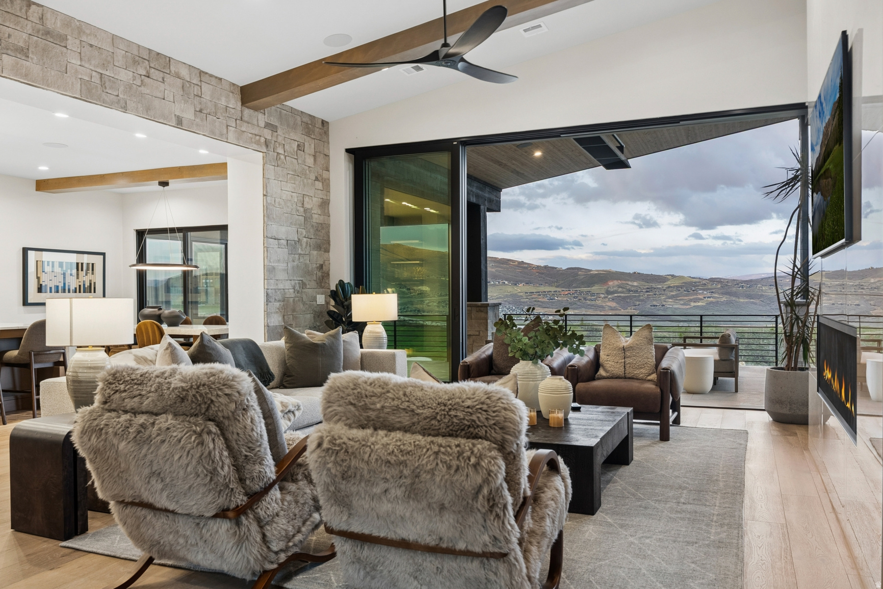 SKYRIDGE - Residential