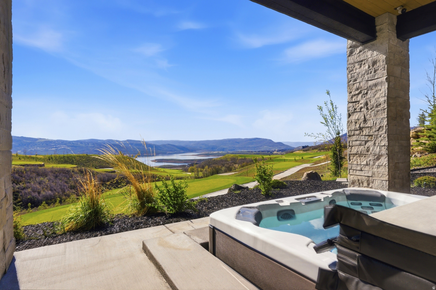 SKYRIDGE - Residential