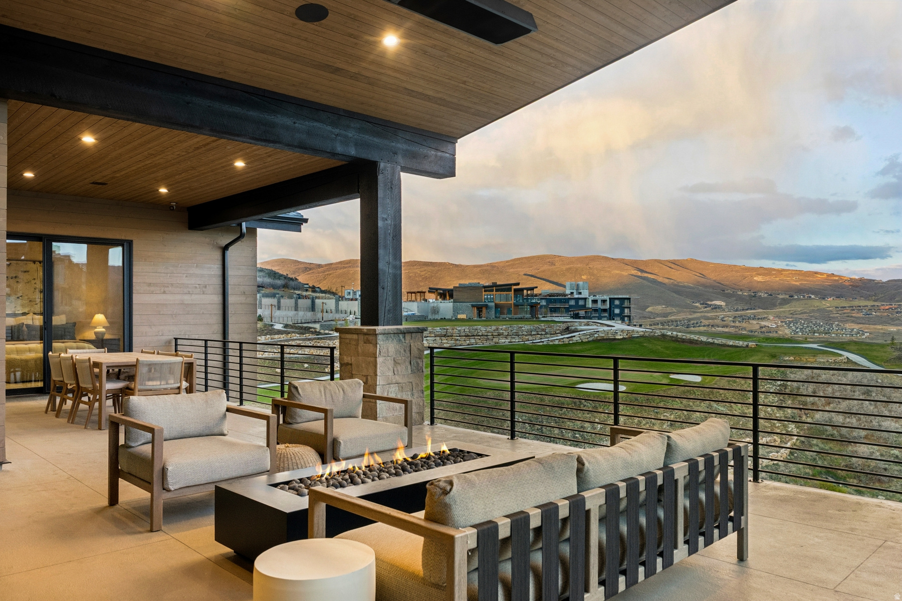 SKYRIDGE - Residential