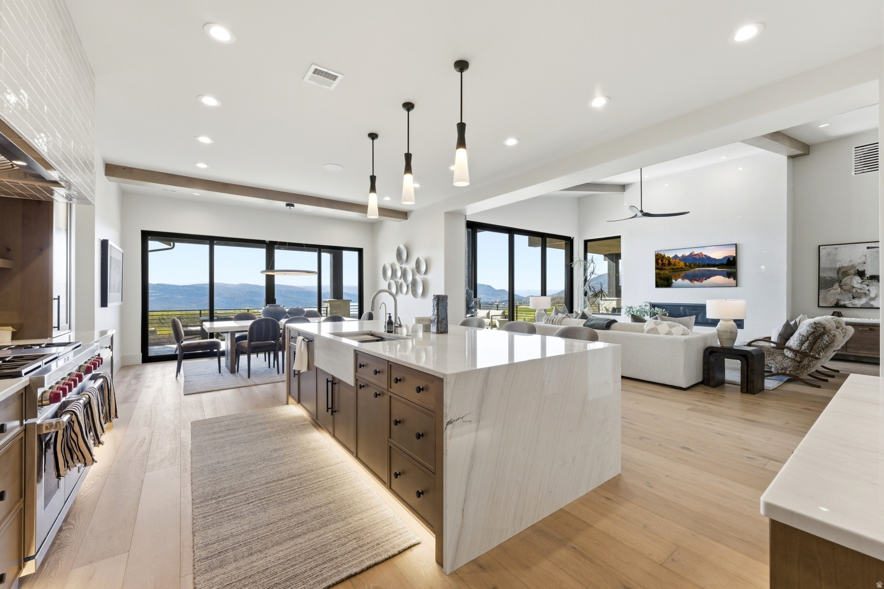 SKYRIDGE - Residential