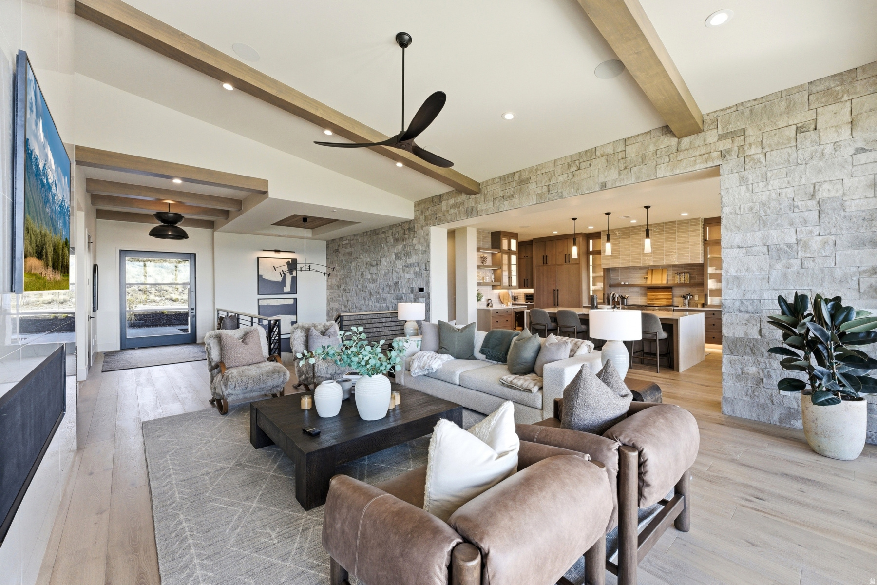 SKYRIDGE - Residential