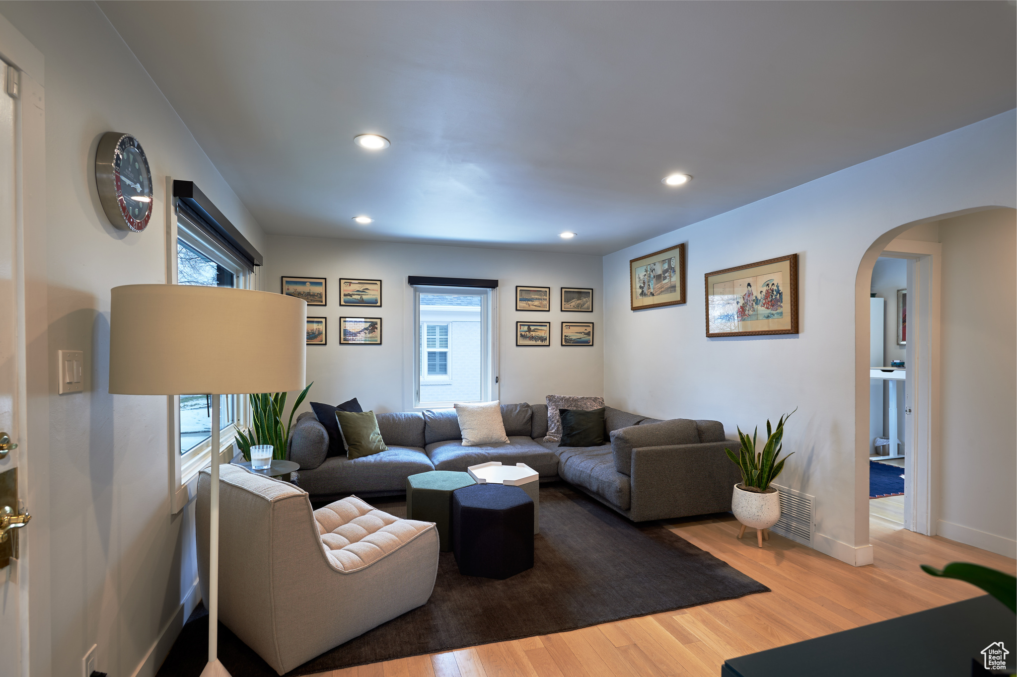 Salt Lake City, Utah 84109, United States, 4 Bedrooms Bedrooms, ,2 BathroomsBathrooms,Residential,Pending,1988