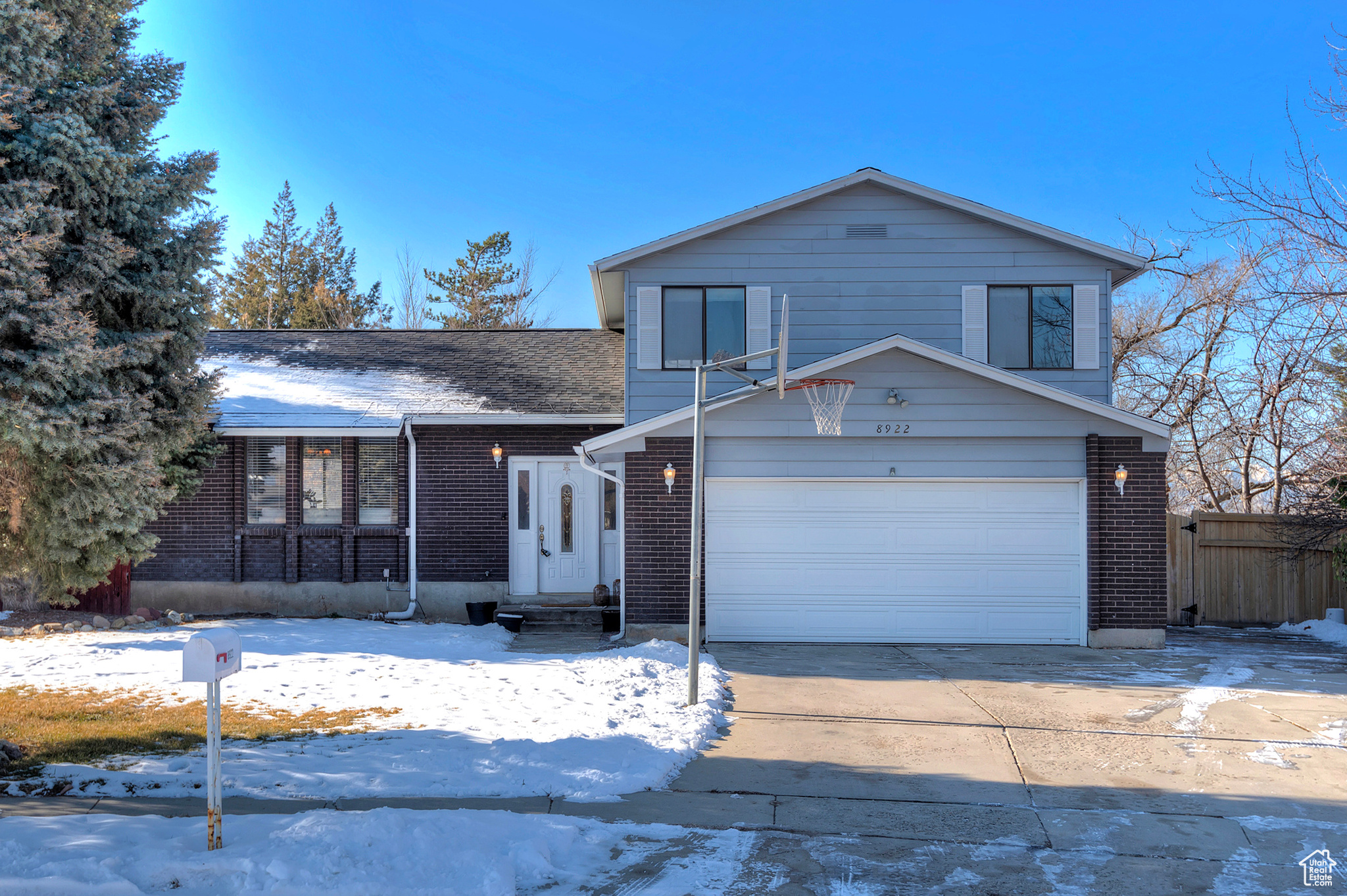 Welcome to your dream home in East Sandy! Tucked away in a private cul-de-sac with stunning mountain views, this move-in-ready home features an open floor plan, multiple living spaces for flexible use, and modern updates including a newer roof, LVP flooring, and a remodeled primary bathroom. Enjoy the large private deck off the primary suite-a perfect spot to unwind.  Conveniently located just 5 minutes from Trader Joe's, Target, and Fort Union shopping, and only 10 minutes to Big and Little Cottonwood Canyons, this home offers the perfect blend of tranquility and accessibility. Don't miss out and schedule your showing today!