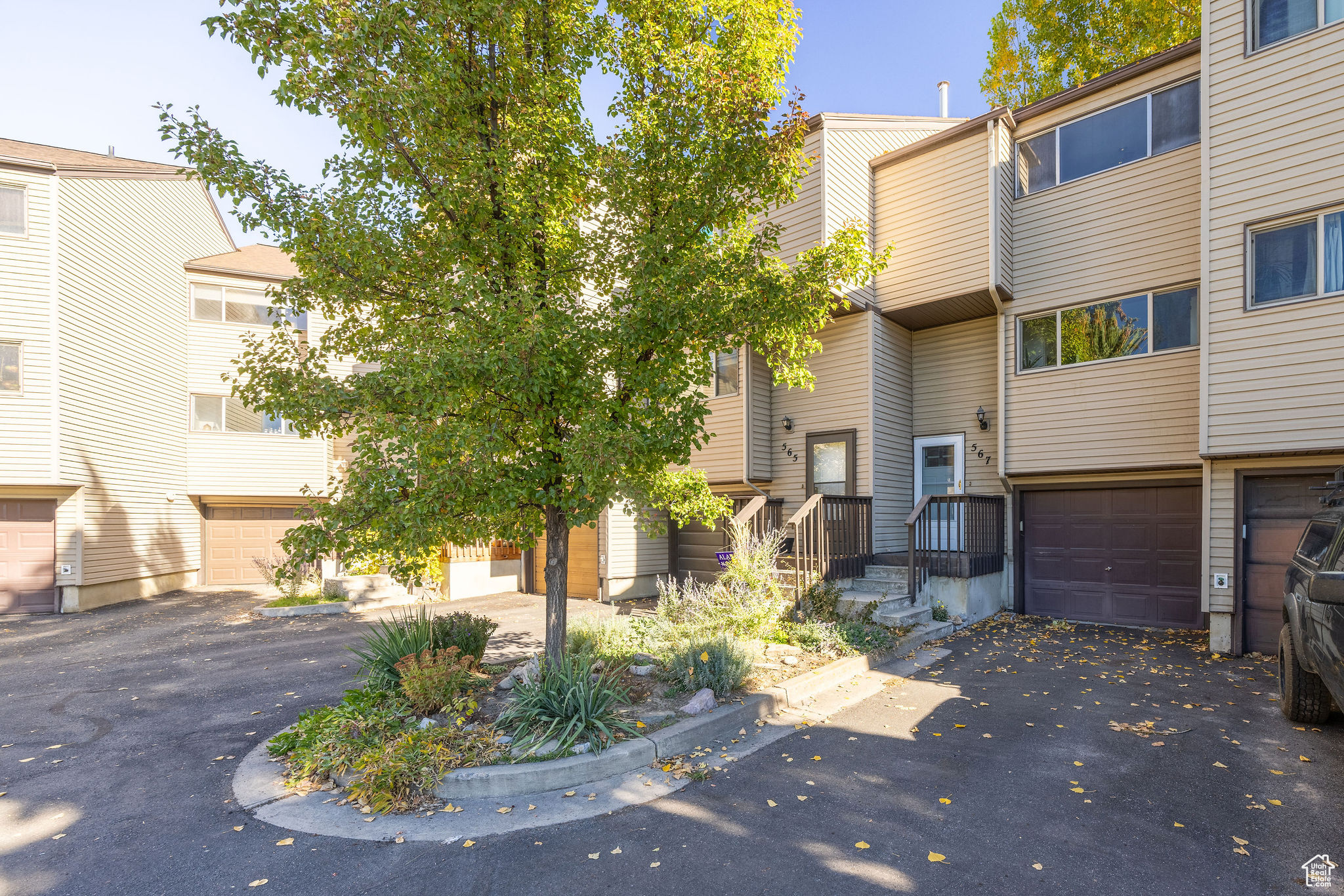 LAKEWOOD CONDOS - Residential