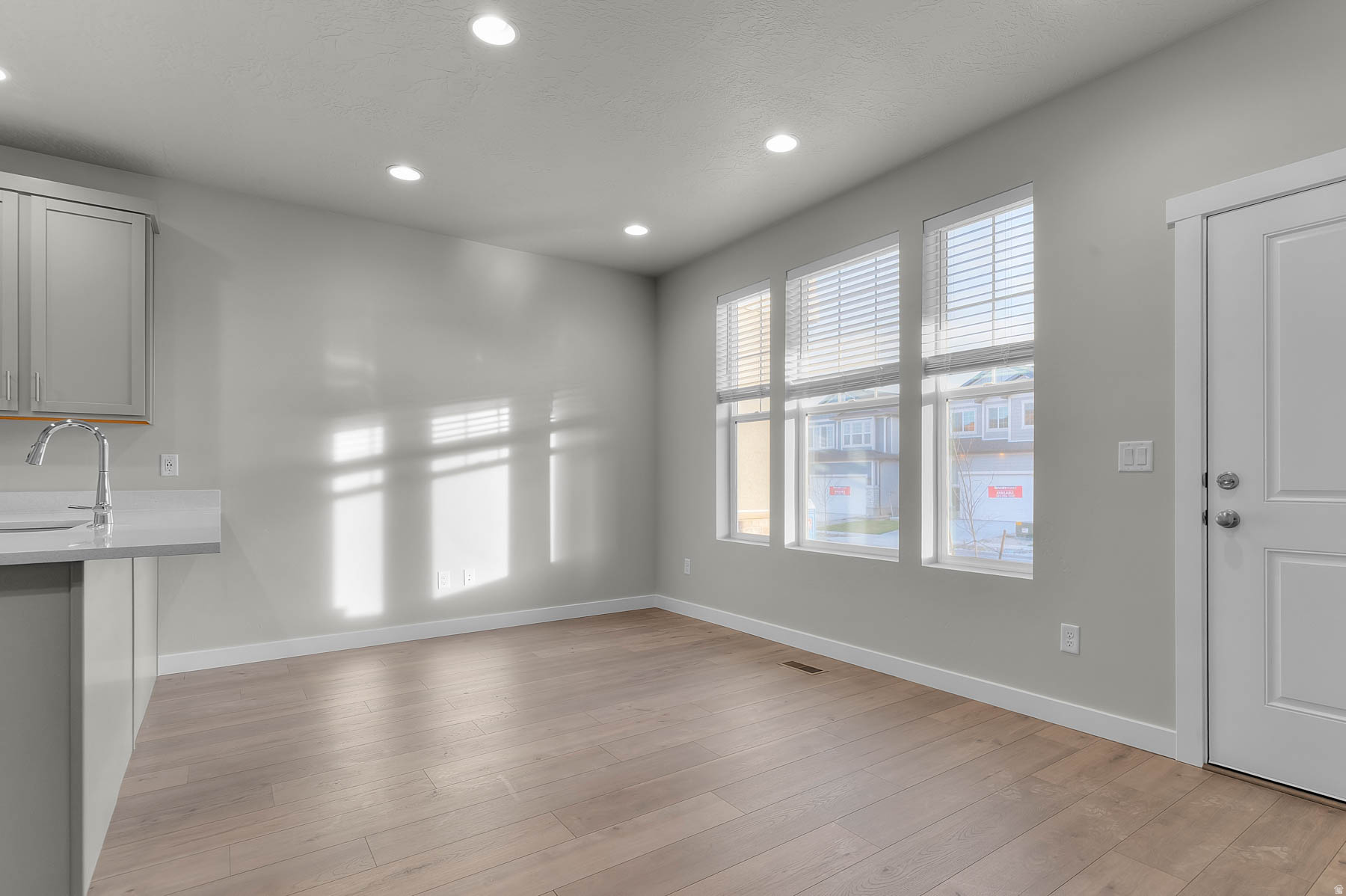 GABLER'S GROVE TOWNS 585 - Residential