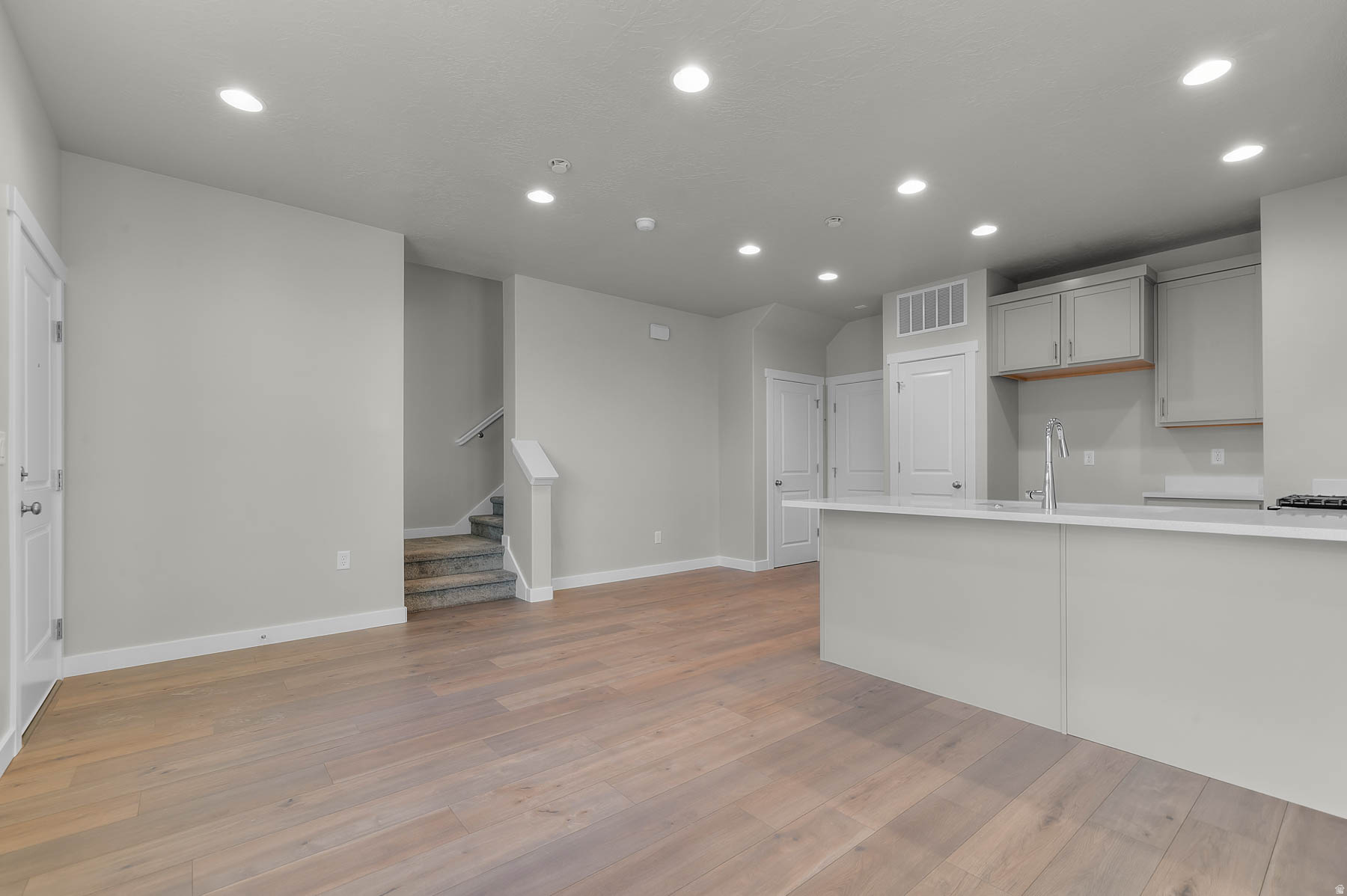 GABLER'S GROVE TOWNS 585 - Residential