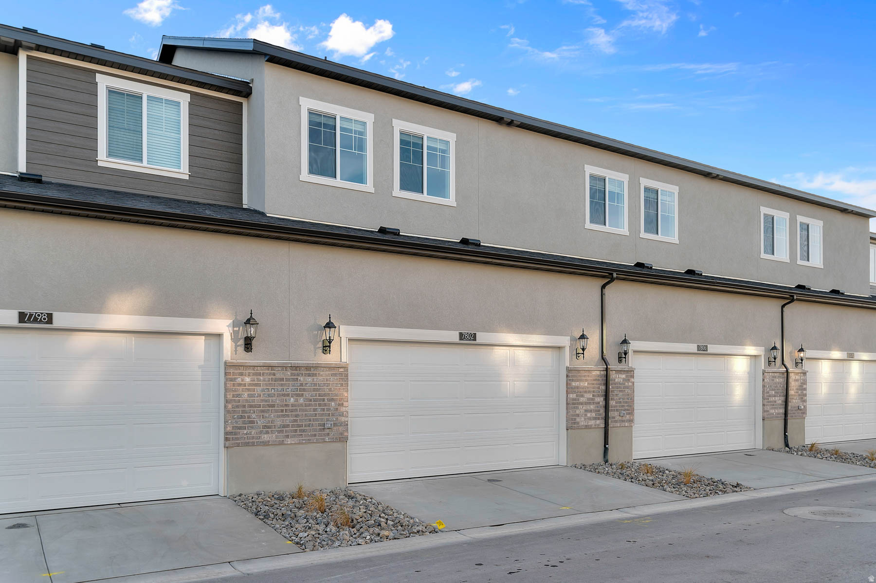 GABLER'S GROVE TOWNS 585 - Residential