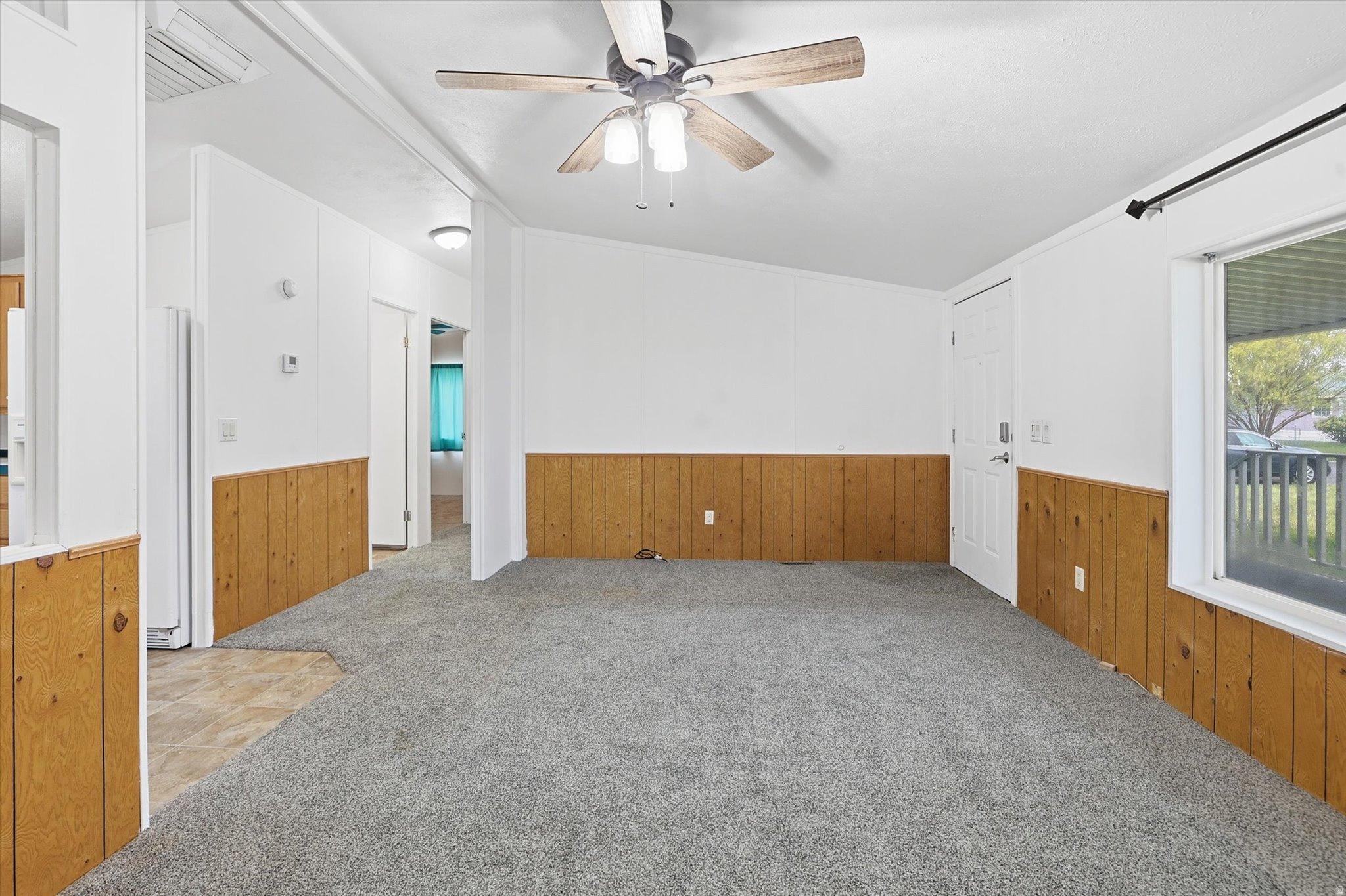 T & C HOMES - Residential