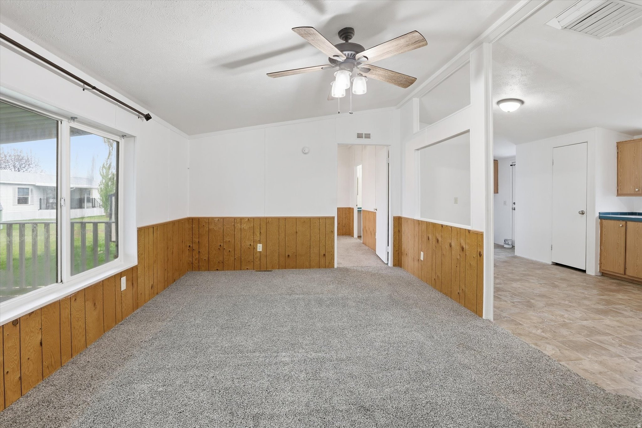T & C HOMES - Residential