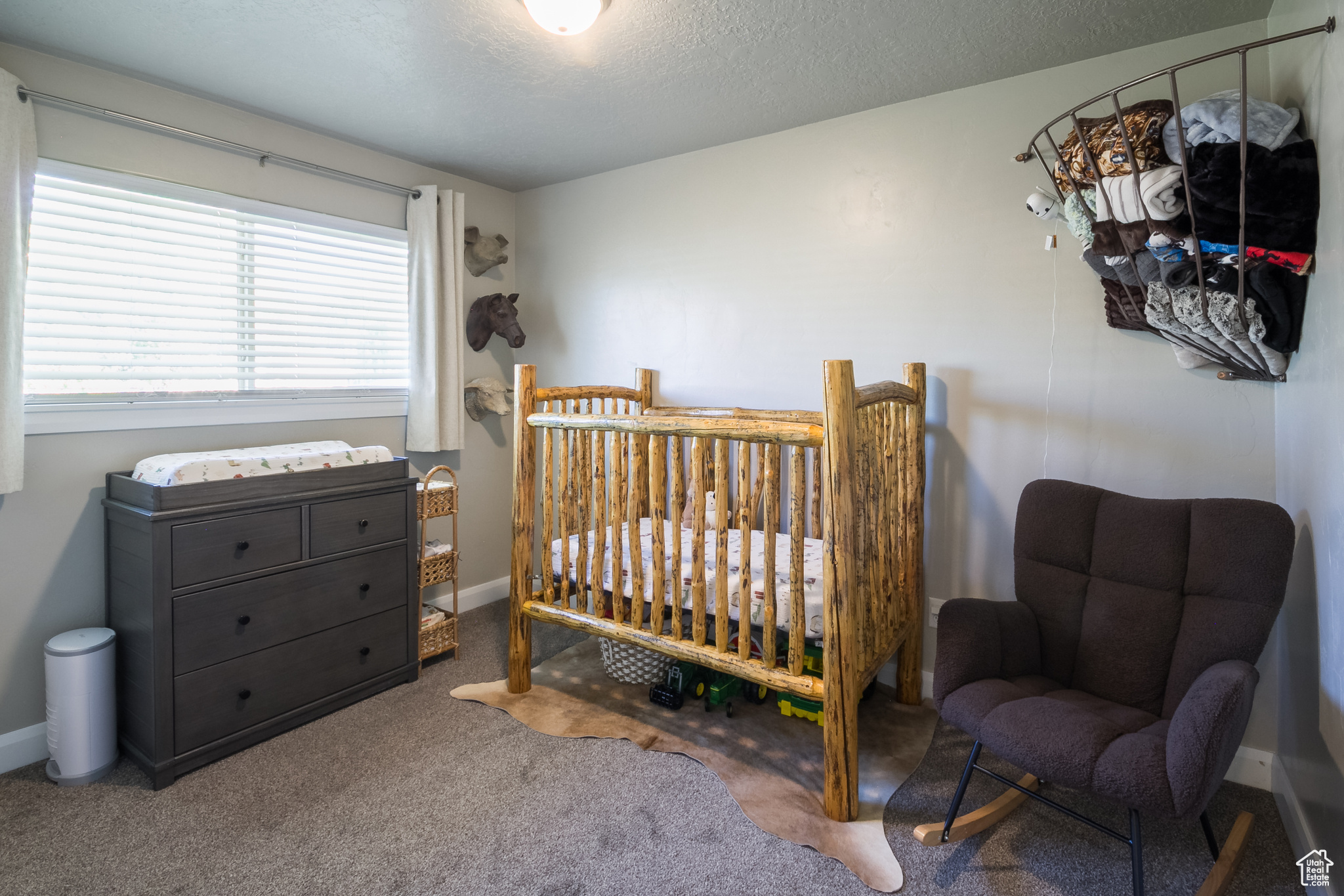 MOUNTAIN VIEW - Residential