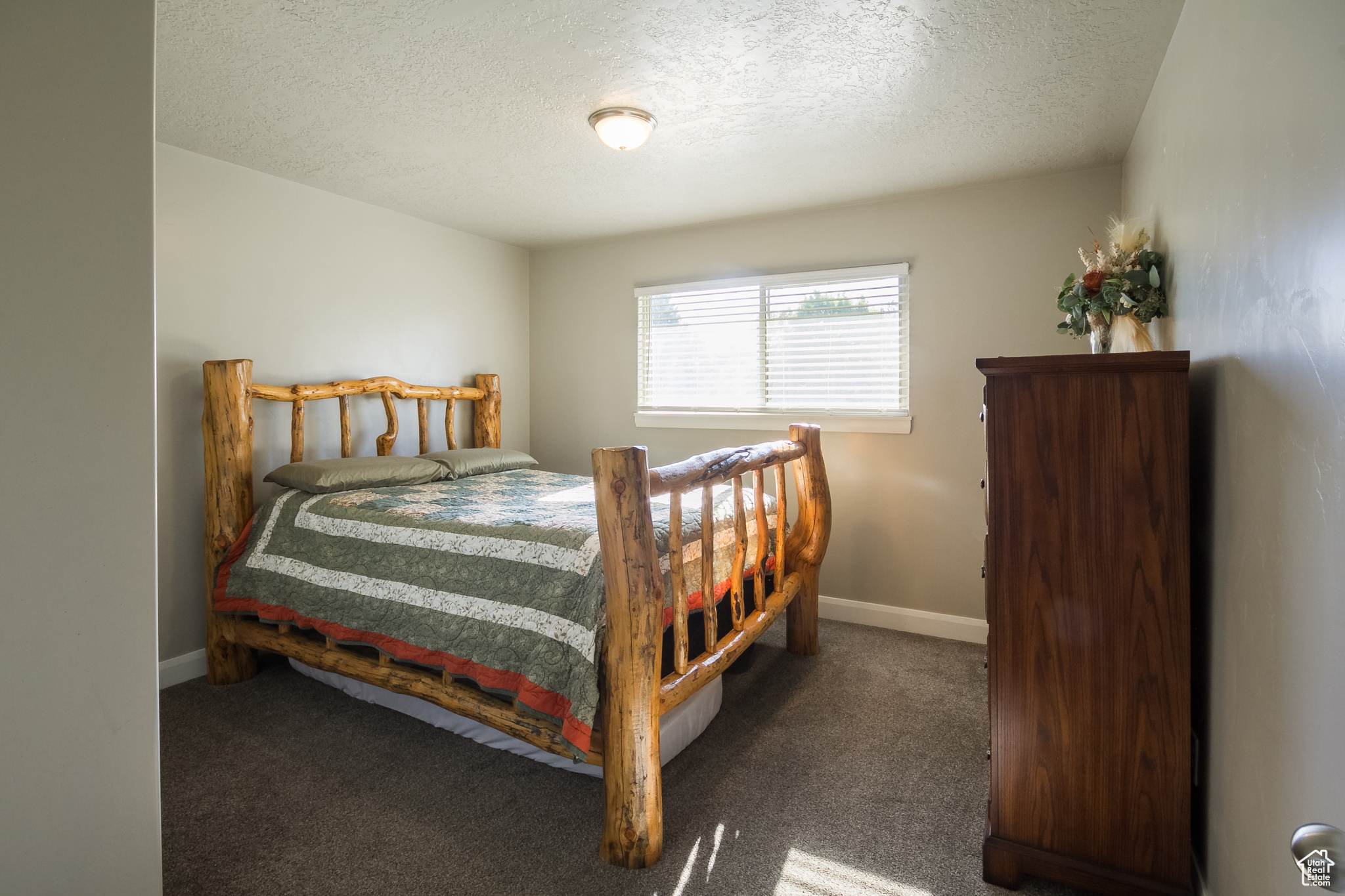 MOUNTAIN VIEW - Residential