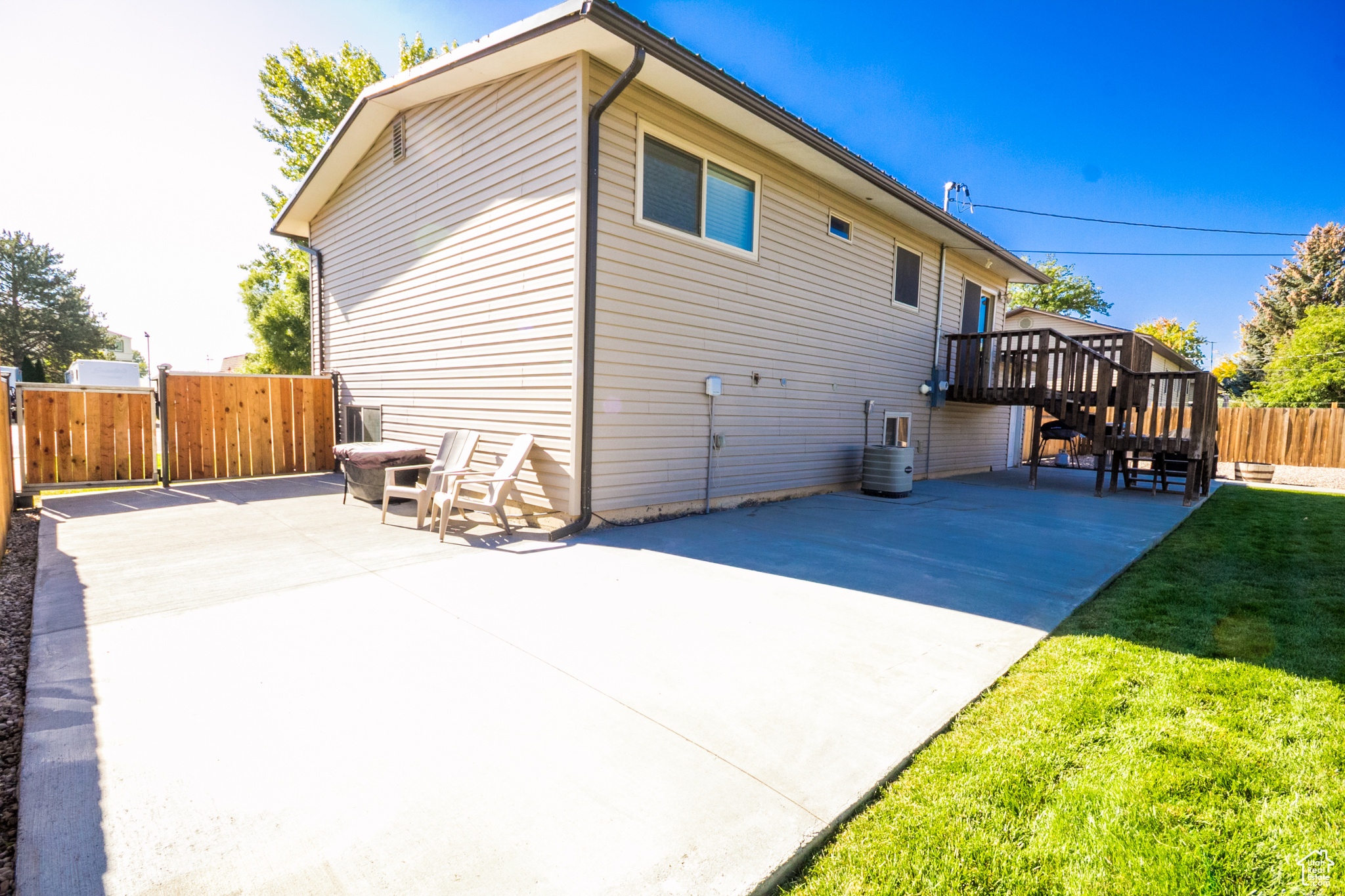 MOUNTAIN VIEW - Residential