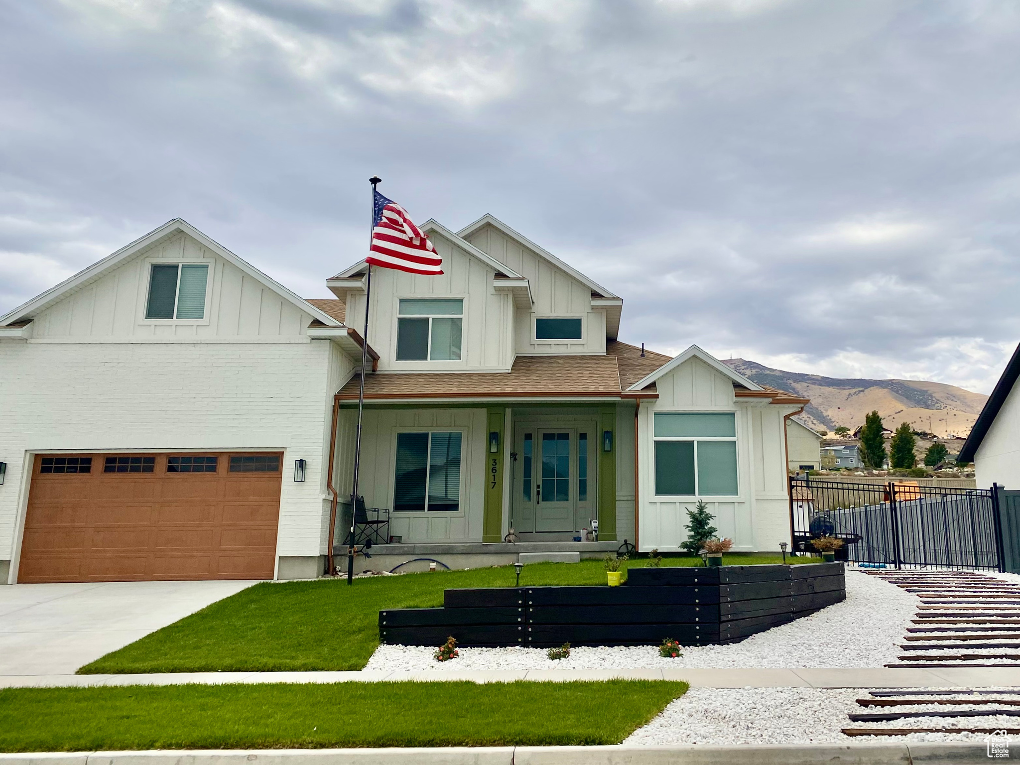 3617 S Garibaldi Way, Saratoga Springs, Utah image 1