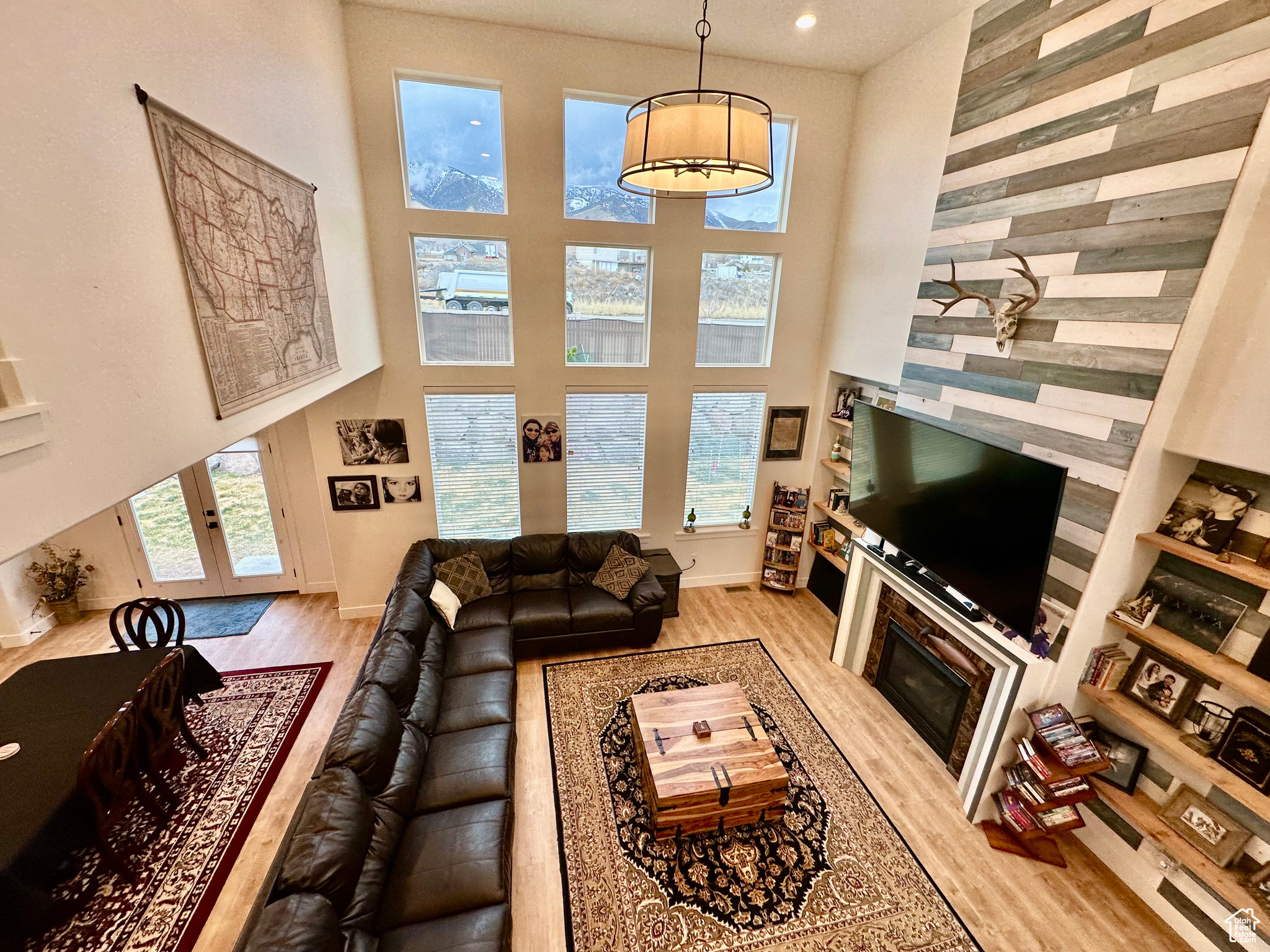 3617 S Garibaldi Way, Saratoga Springs, Utah image 3