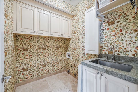 Tiny photo for 2812 W MCKINLEY CIR S, Taylorsville, UT 84129 (MLS # 2183710)