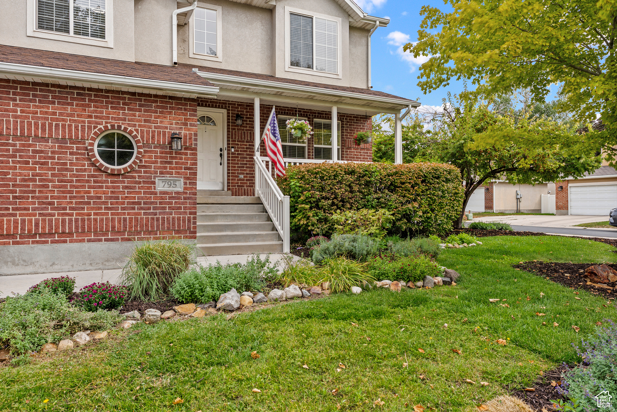 SUNSET PONDS PUD - Residential