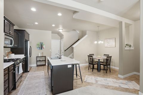 Tiny photo for 1159 N MOUNTAINVIEW PASEO N, Farmington, UT 84025 (MLS # 2152112)