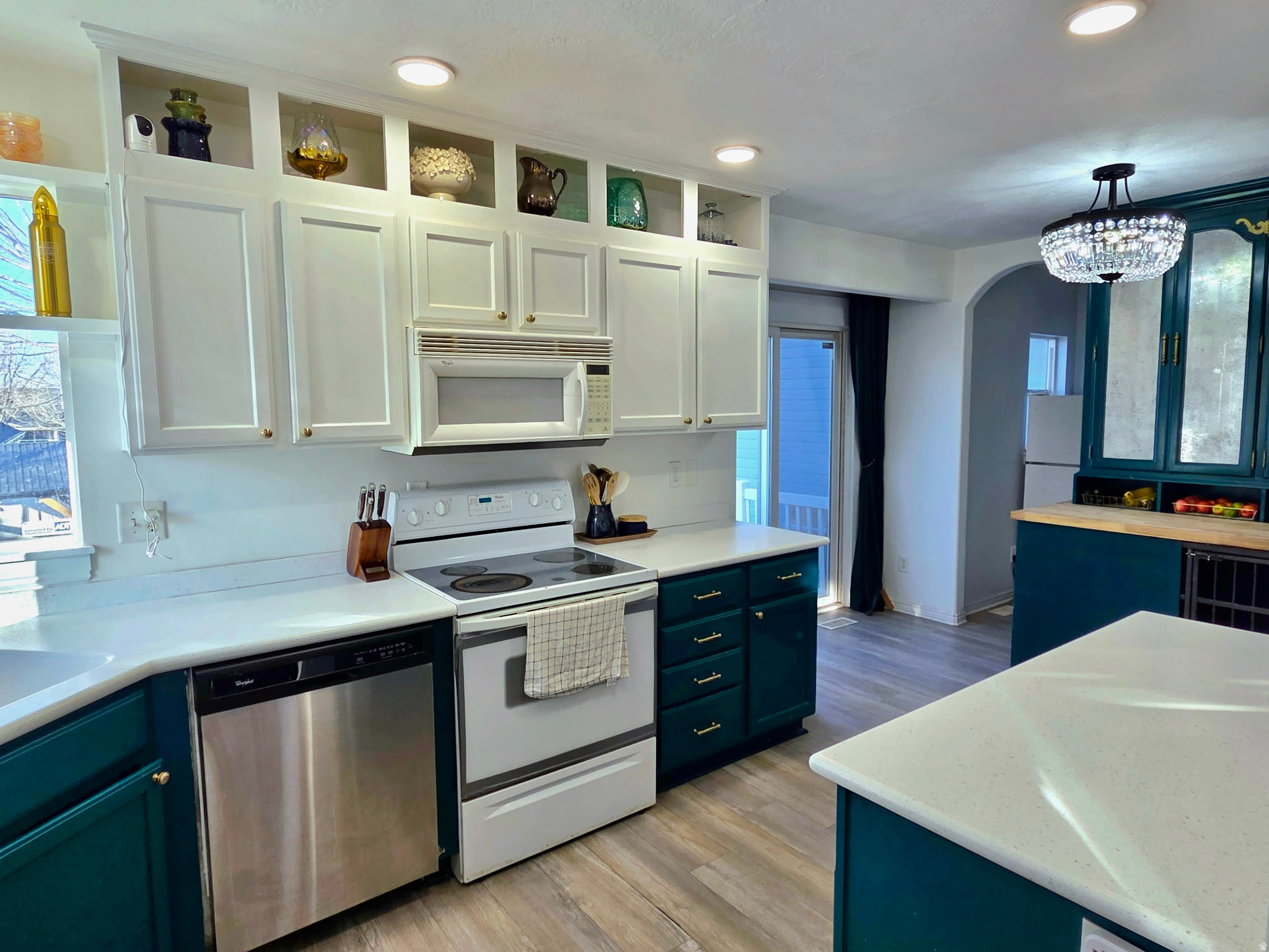 OVERLAKE ESTATES - Residential