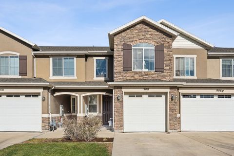 Photo of 908 HALSTEAD DR N, North Salt Lake, UT 84054 (MLS # 2121144)