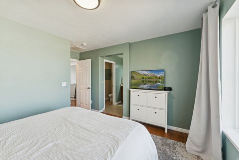 Tiny photo for 908 HALSTEAD DR N, North Salt Lake, UT 84054 (MLS # 2121144)