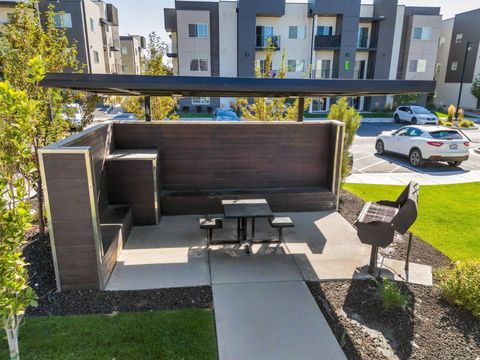 Tiny photo for 624 E 300 N #3, Vineyard, UT 84059 (MLS # 2124465)