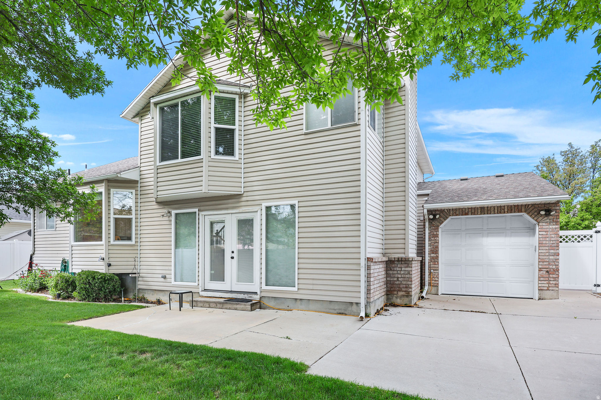 BARTON HOLLOW - Residential