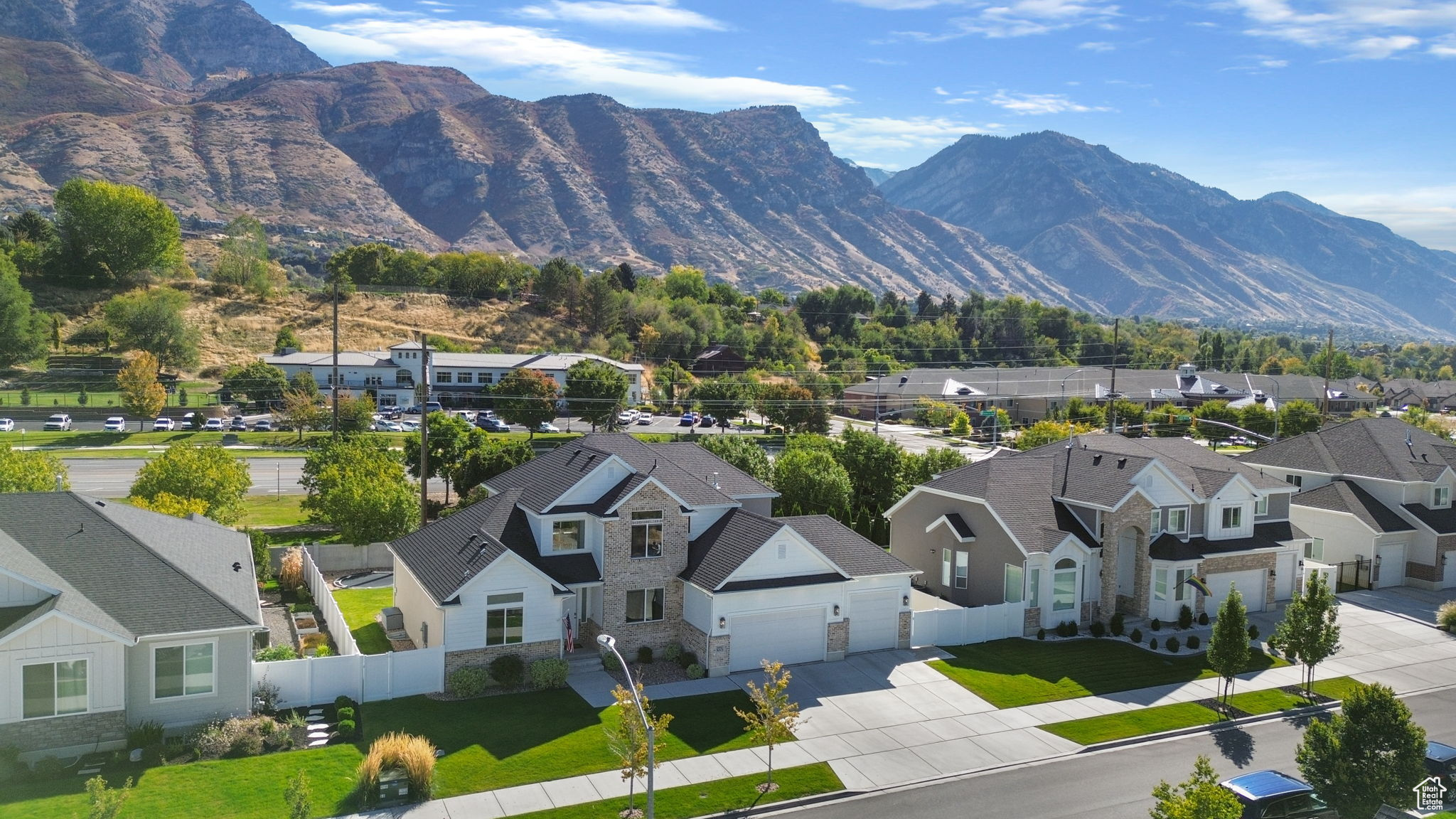 DEERFIELD ESTATES - Residential